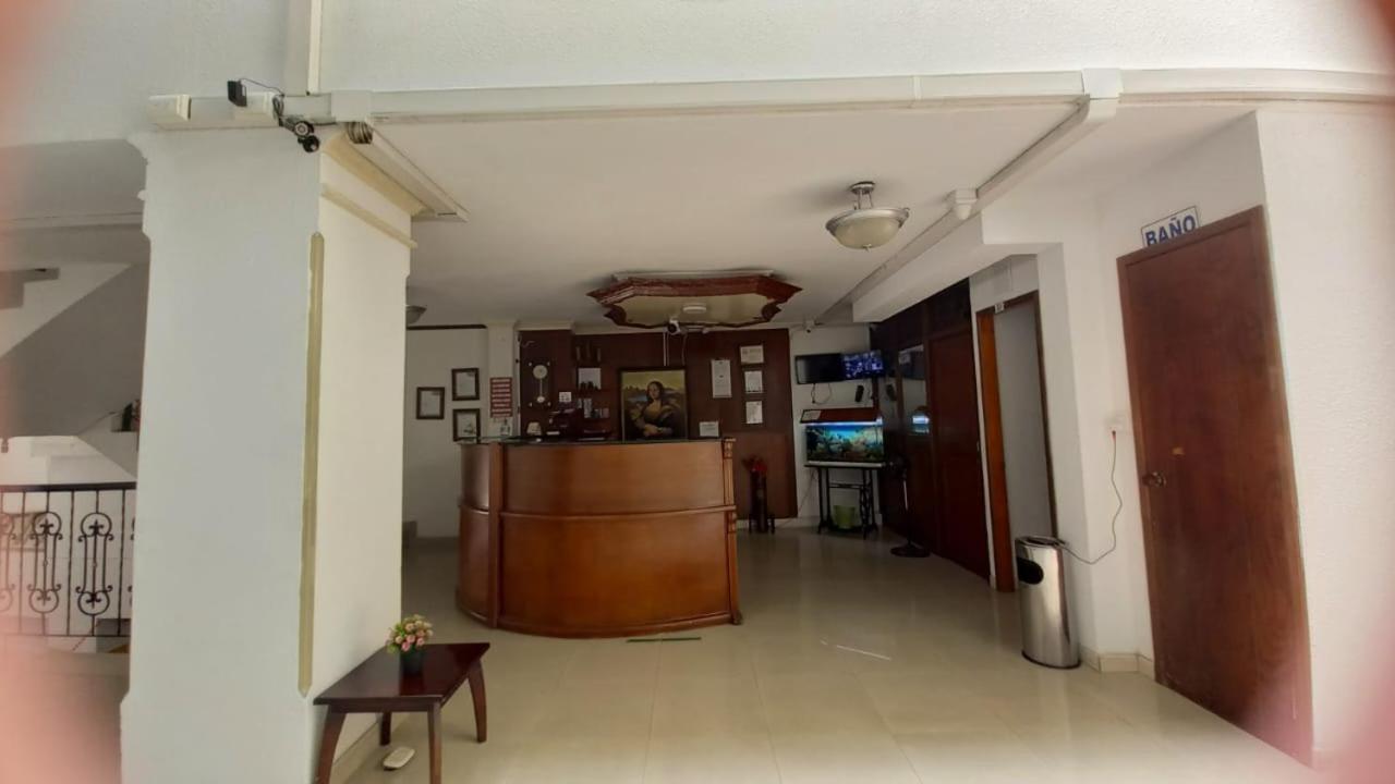 Hotel Davinci Каларка Екстер'єр фото