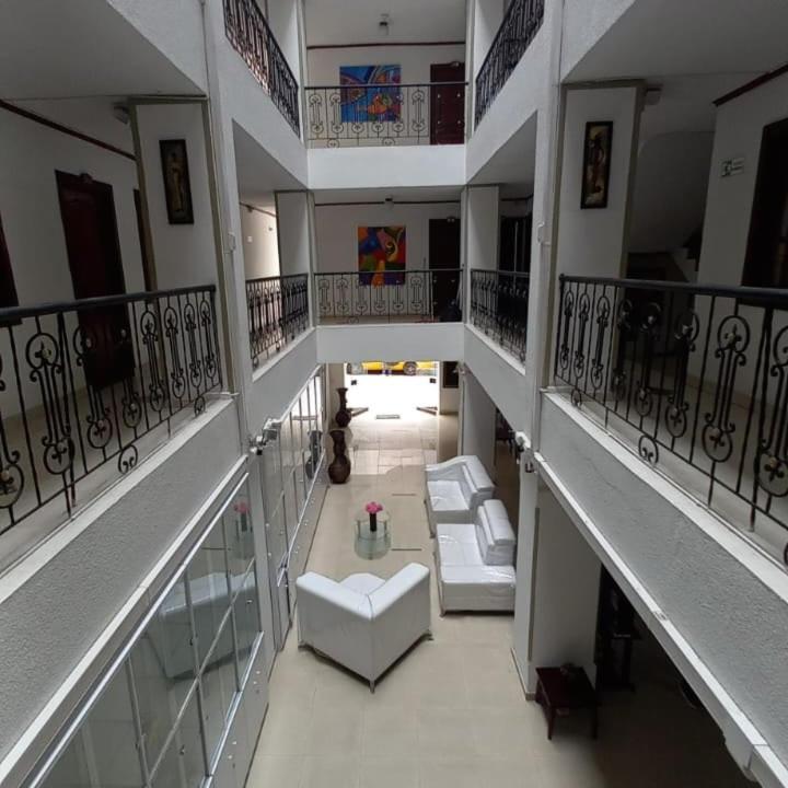 Hotel Davinci Каларка Екстер'єр фото