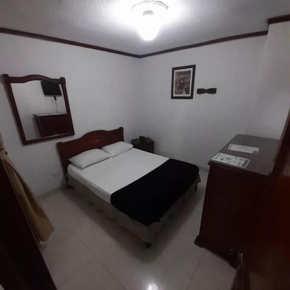 Hotel Davinci Каларка Екстер'єр фото
