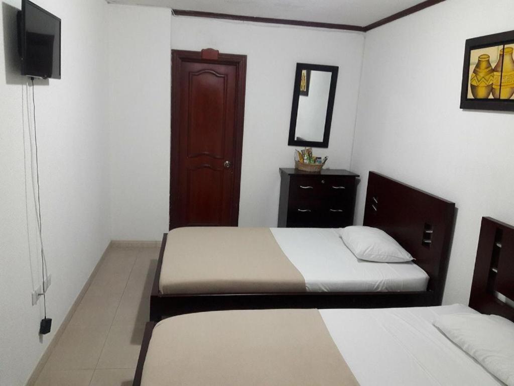 Hotel Davinci Каларка Екстер'єр фото